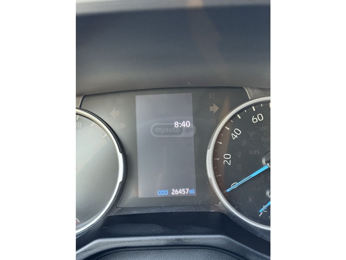 Toyota xle — миниатюра 16