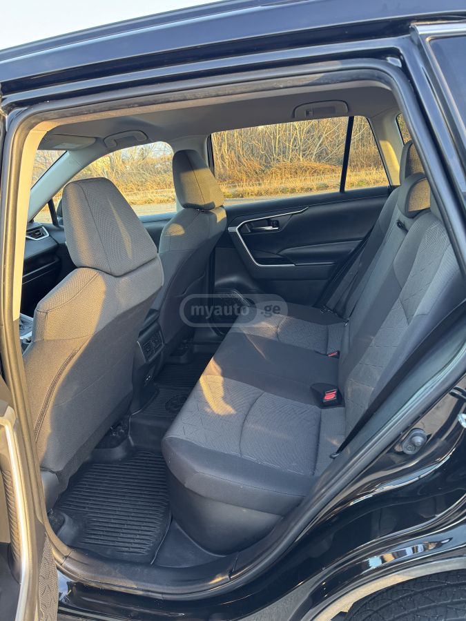 Toyota xle — миниатюра 8