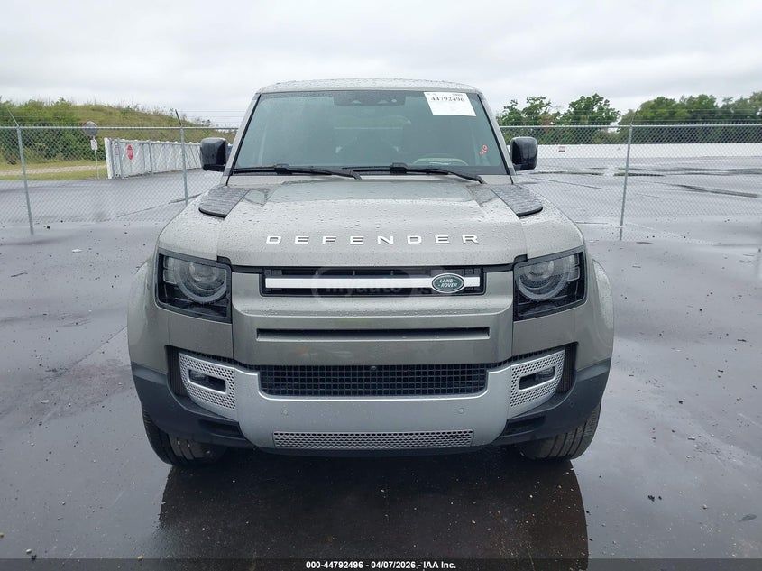 Land Rover Defender 110 2023 — миниатюра 2