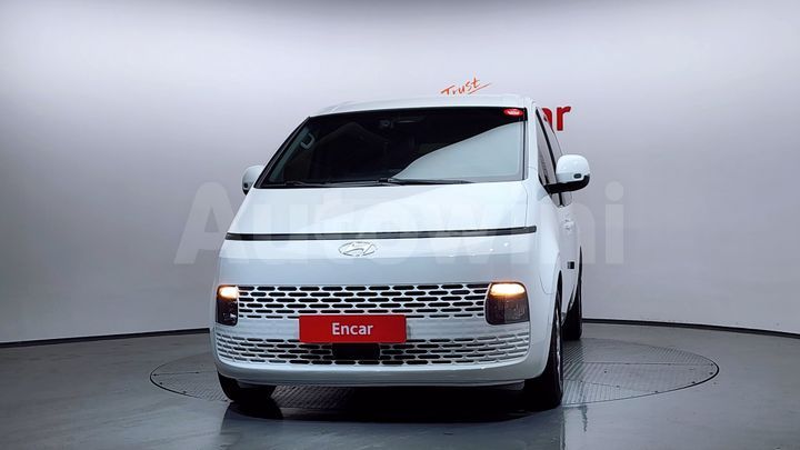 Hyundai Staria - фото 3