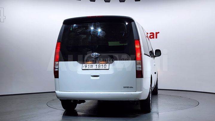 Hyundai Staria - фото 4