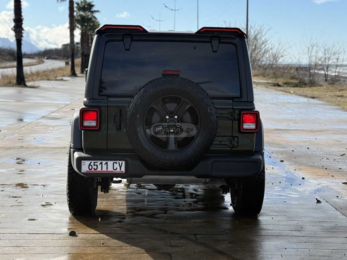 Jeep Wrangler - фото 3