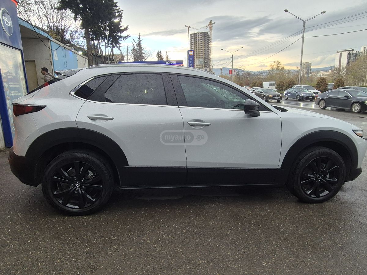Mazda CX-30 - фото 5