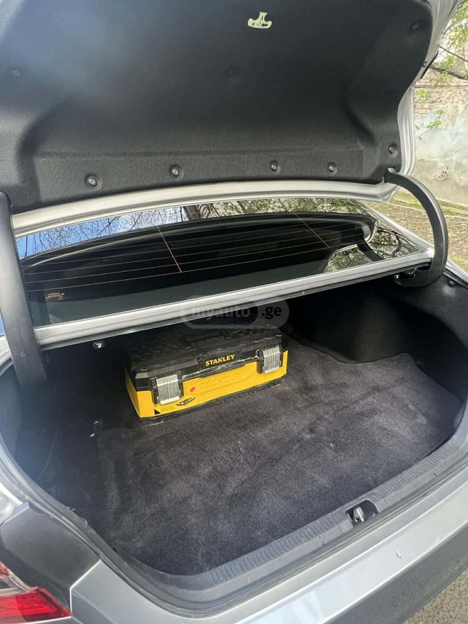 Toyota Camry - фото 8