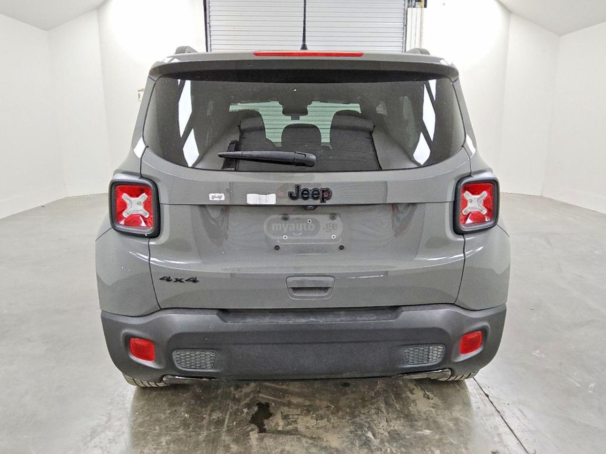 Jeep Renegade 2022 — миниатюра 6