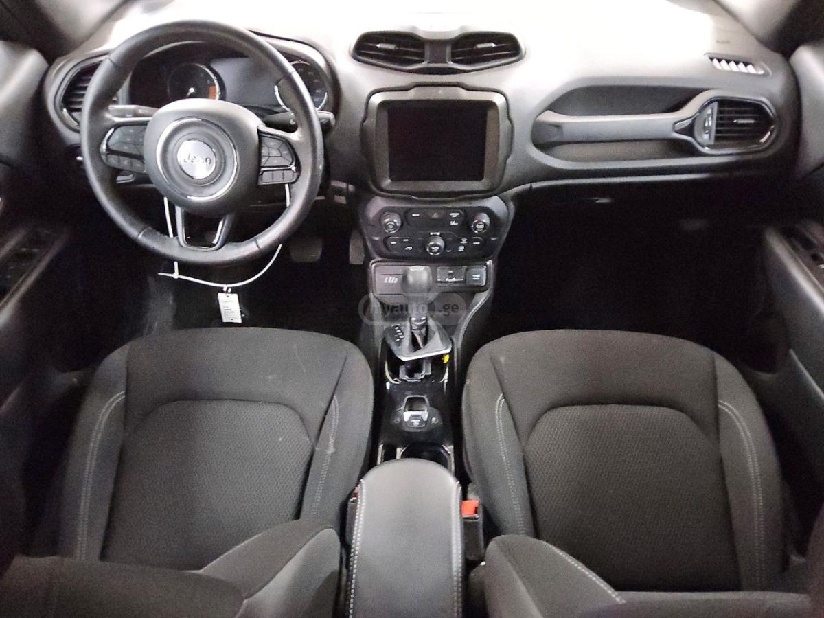 Jeep Renegade 2022 — миниатюра 8