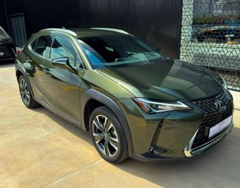 Lexus UX 200