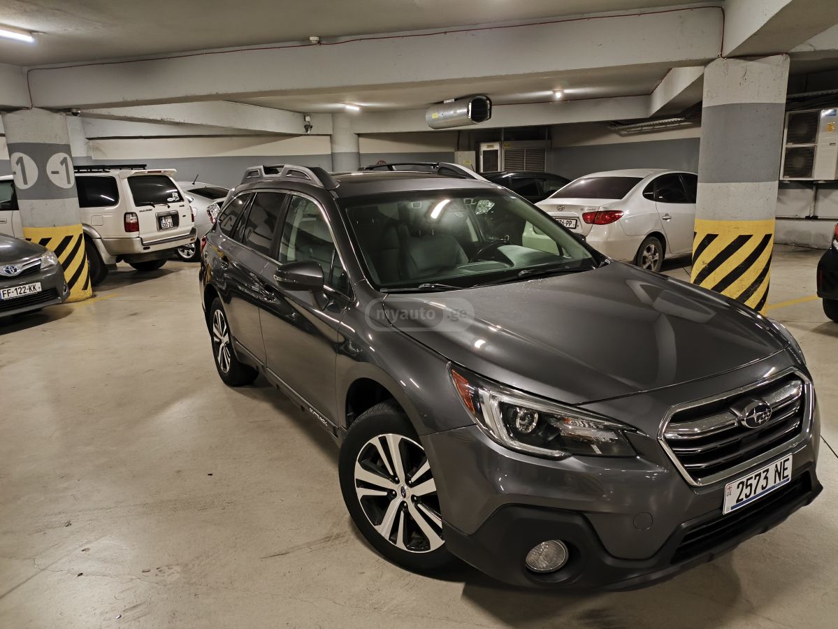 Subaru Outback - фото 1
