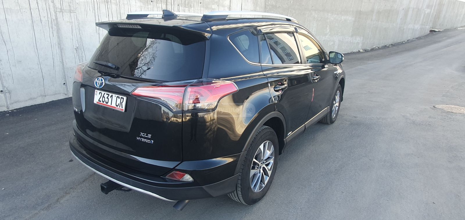 Toyota RAV 4 - фото 4