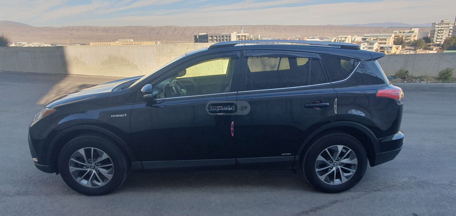 Toyota RAV 4 - фото 8