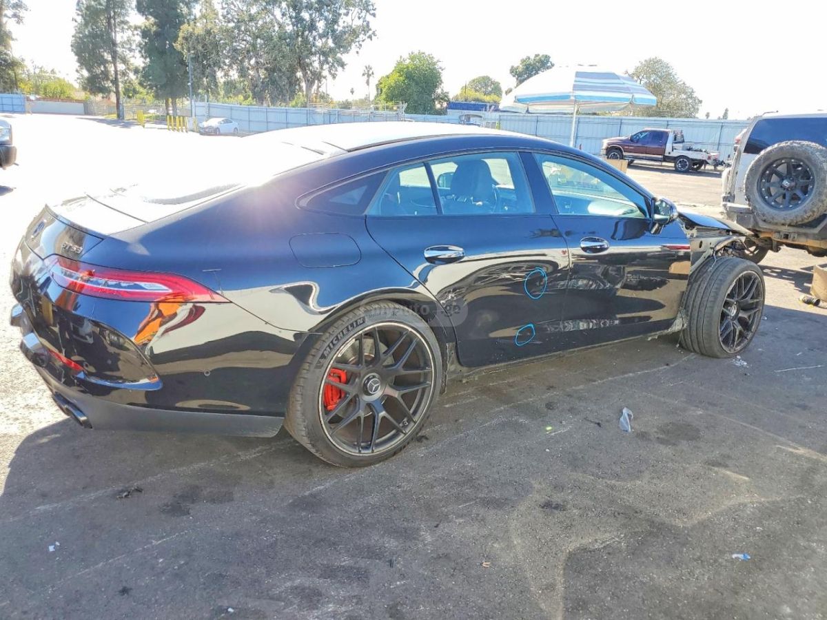 Mercedes-Benz AMG GT 2023 — миниатюра 3