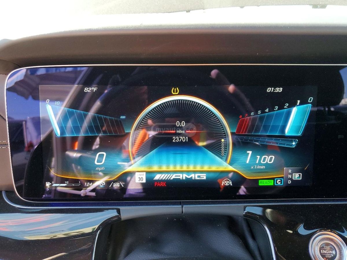 Mercedes-Benz AMG GT 2023 — миниатюра 9