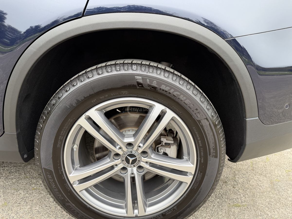 Mercedes-Benz GLC 300 - фото 14