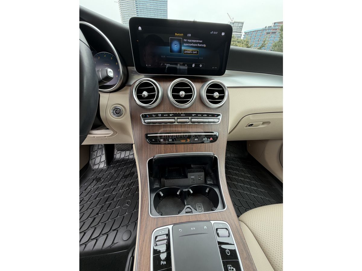 Mercedes-Benz GLC 300 - фото 9