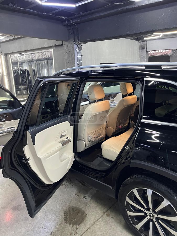 Mercedes-Benz GLB 250 2023 — миниатюра 11