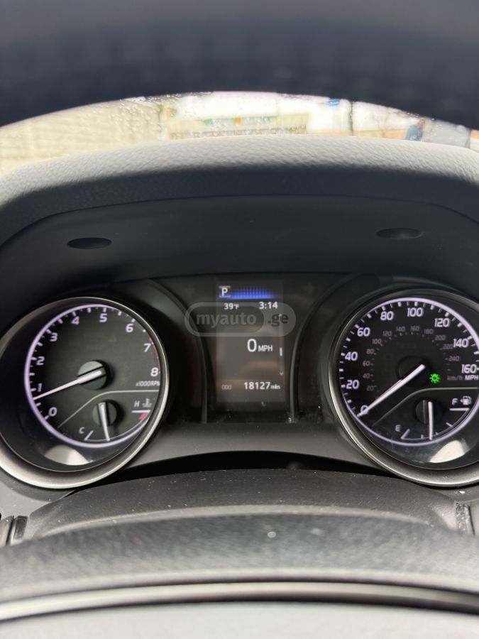 Toyota SE 4dr Front-Wheel Drive Sedan — миниатюра 9