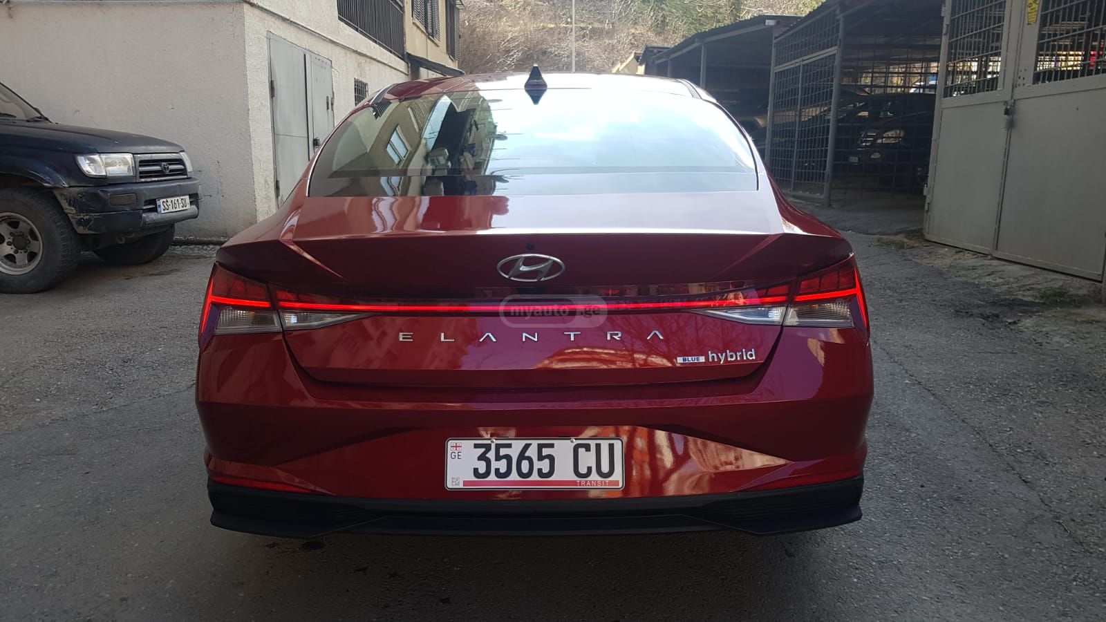 Hyundai Elantra - фото 7