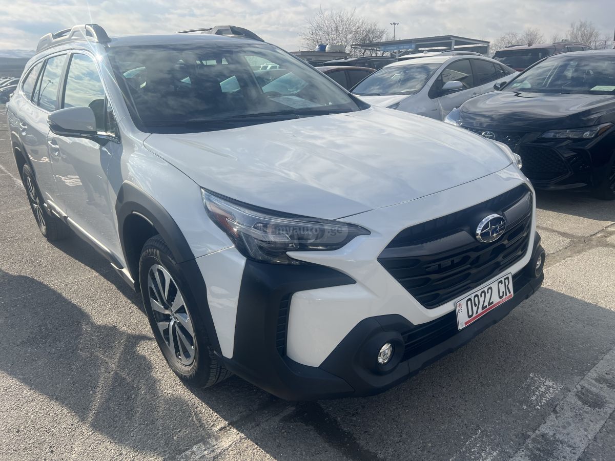 Subaru Base 4dr All Wheel Drive CVT — миниатюра 1