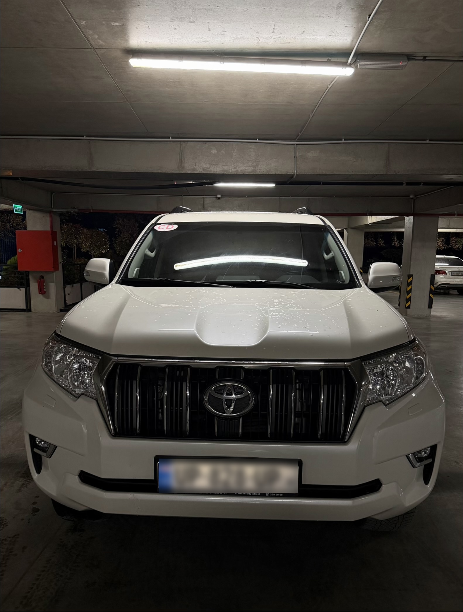 Toyota Land Cruiser Prado - фото 2