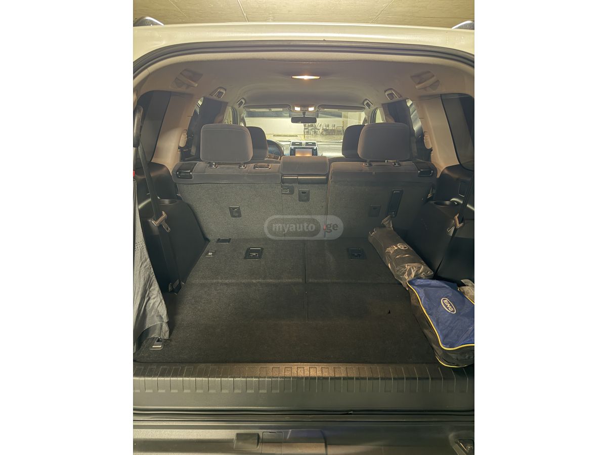 Toyota Land Cruiser Prado - фото 5