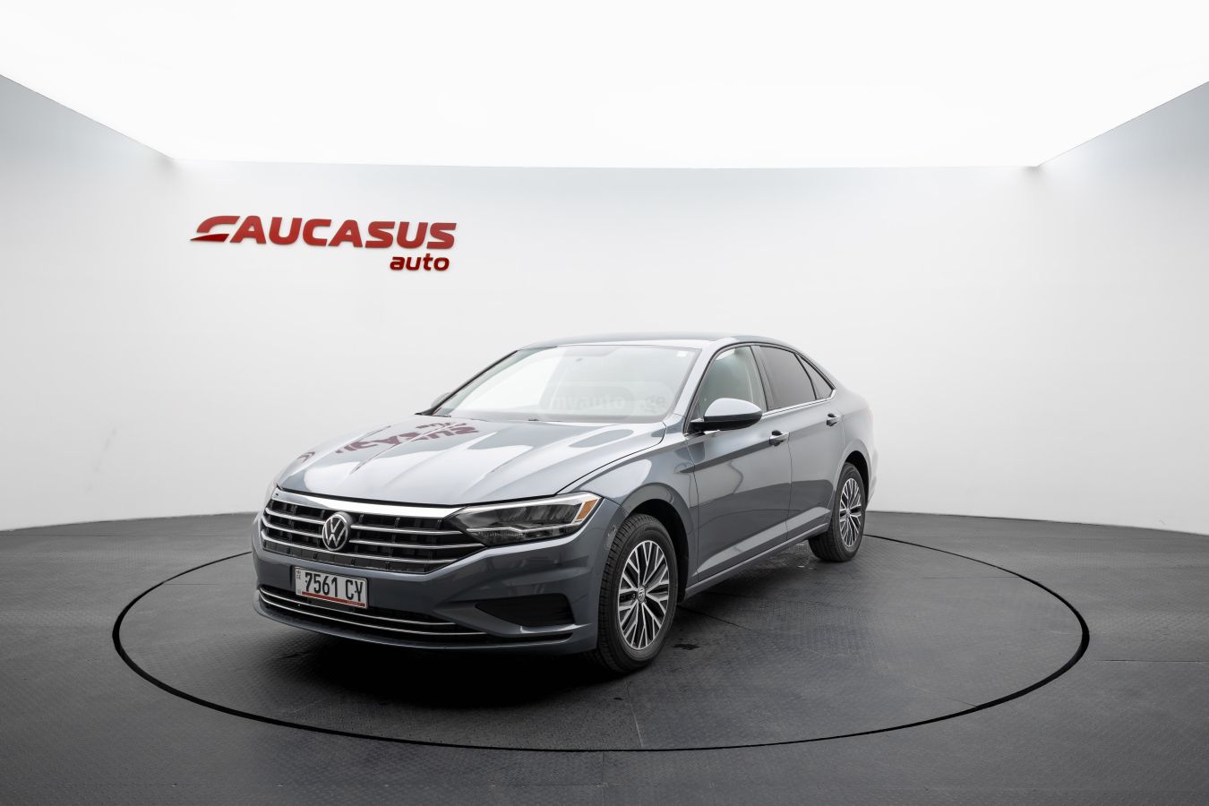 Volkswagen Jetta - фото 1