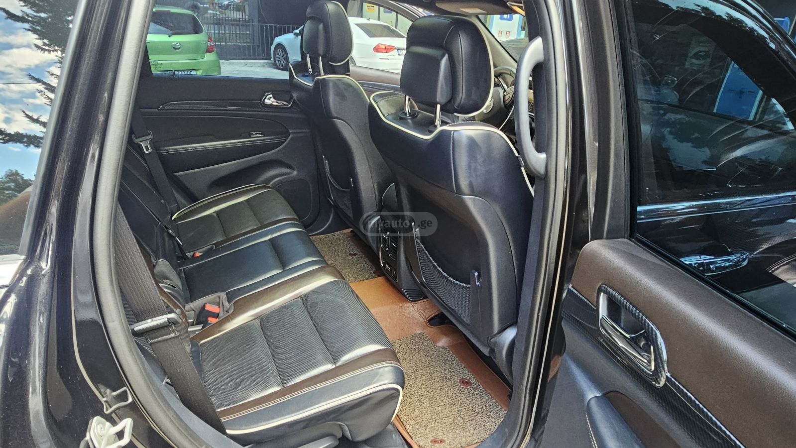 Jeep Grand Cherokee - фото 5