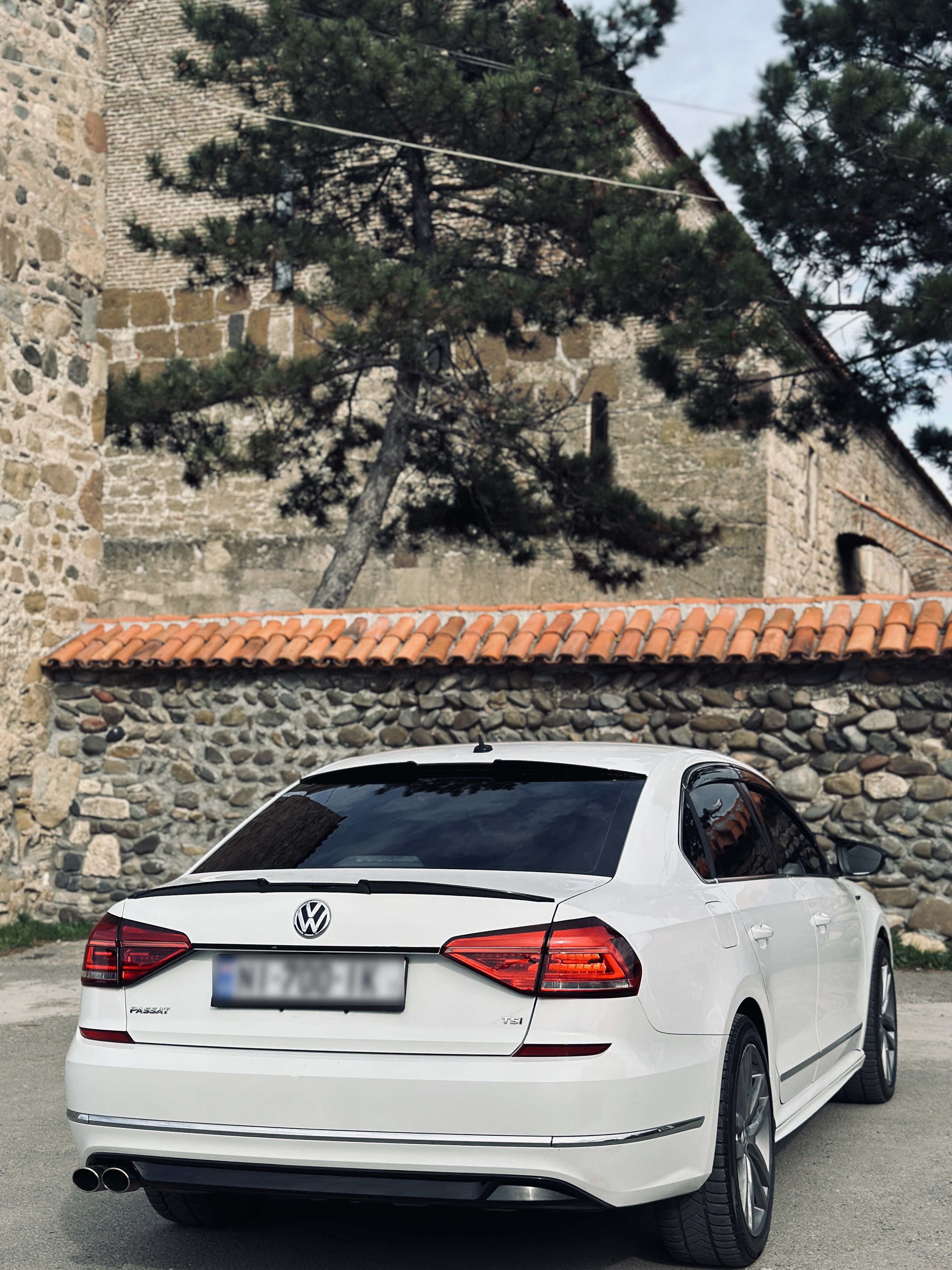 Volkswagen Passat - фото 3