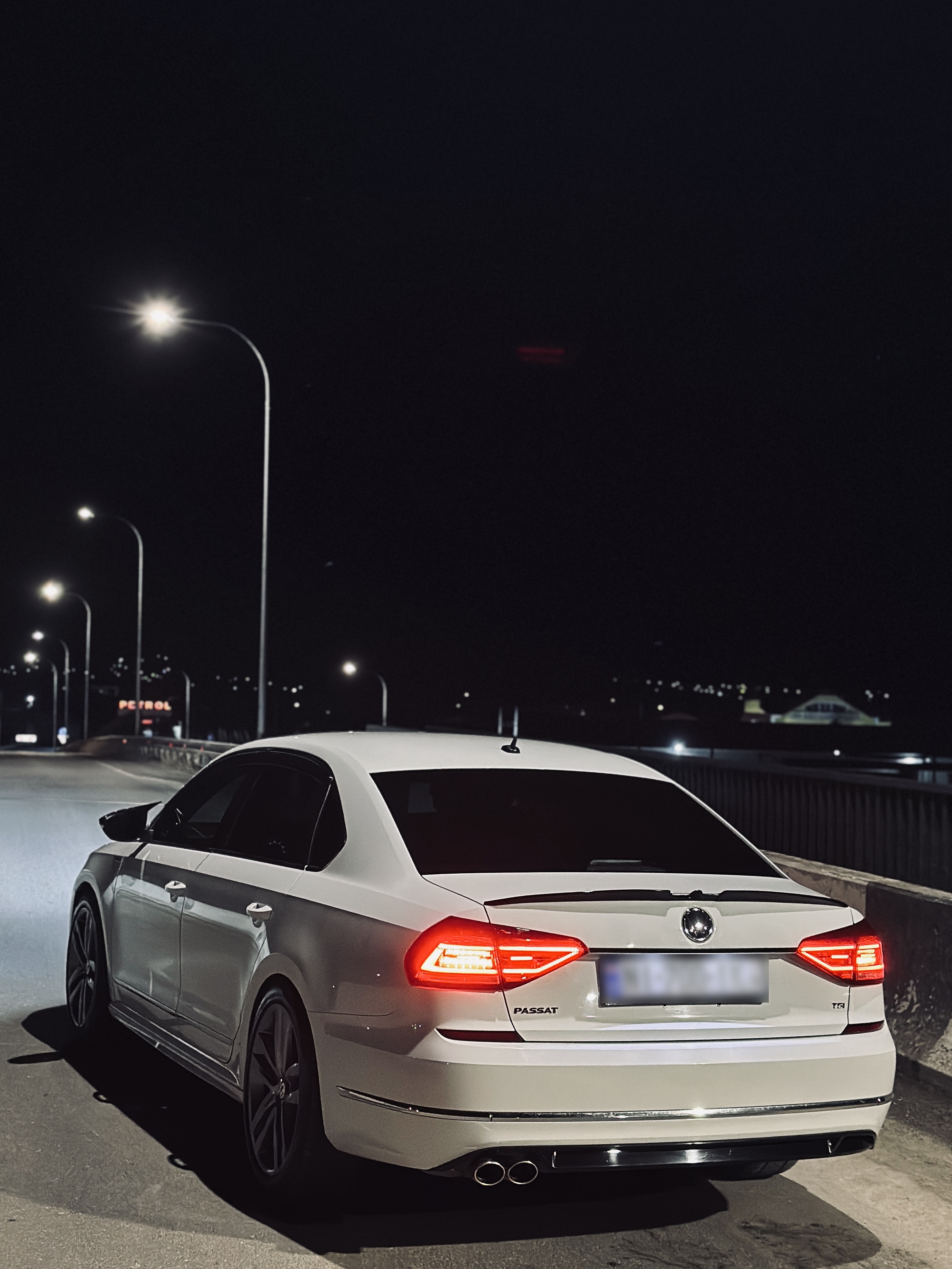 Volkswagen Passat - фото 5