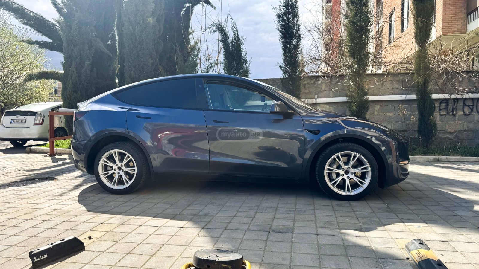 Tesla Model Y - фото 4