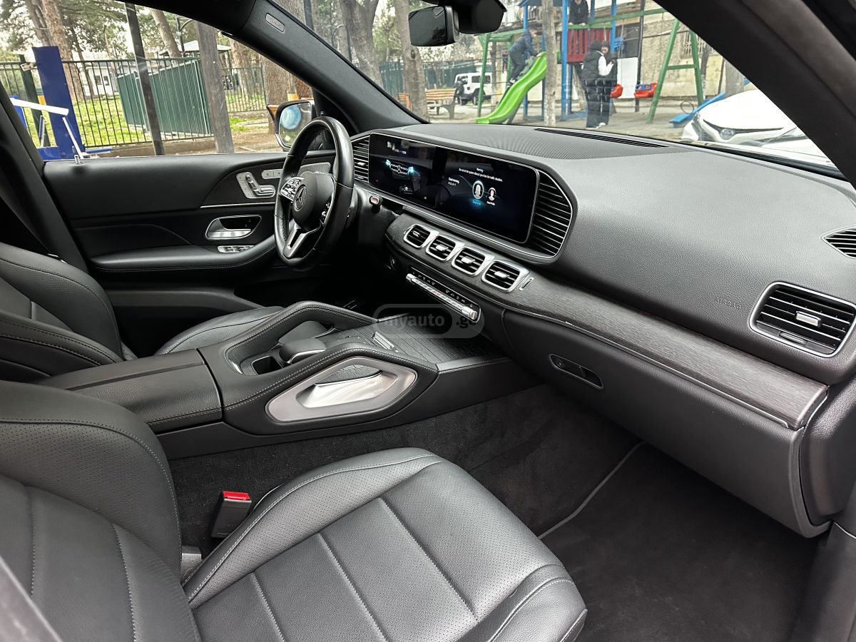 Mercedes-Benz GLE 350 - фото 11