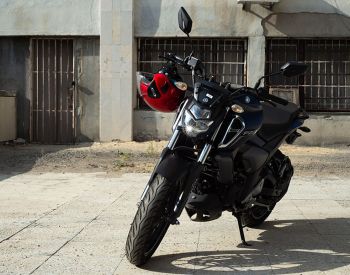 Yamaha FZ-FI 