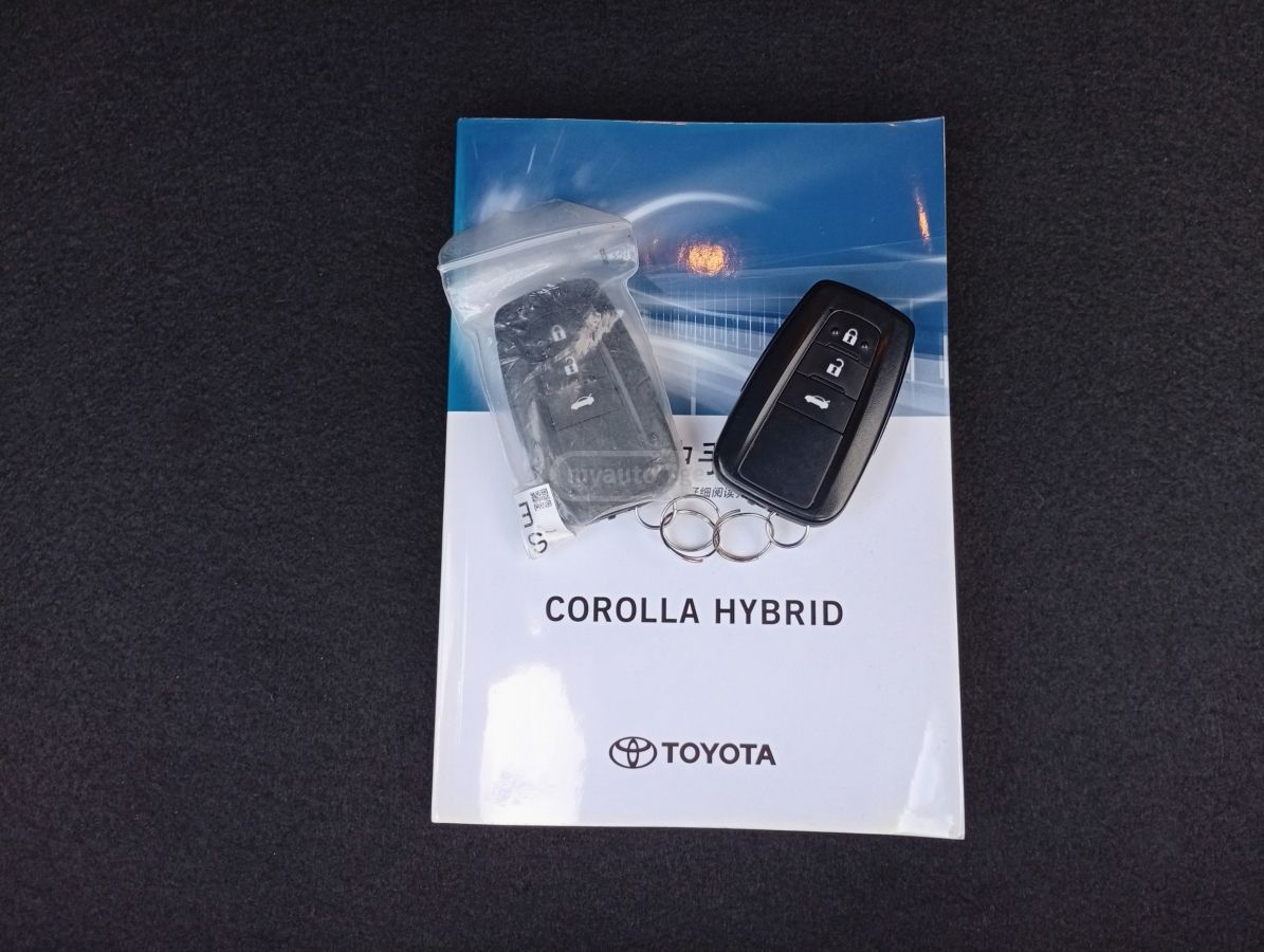 Toyota Prius - фото 13