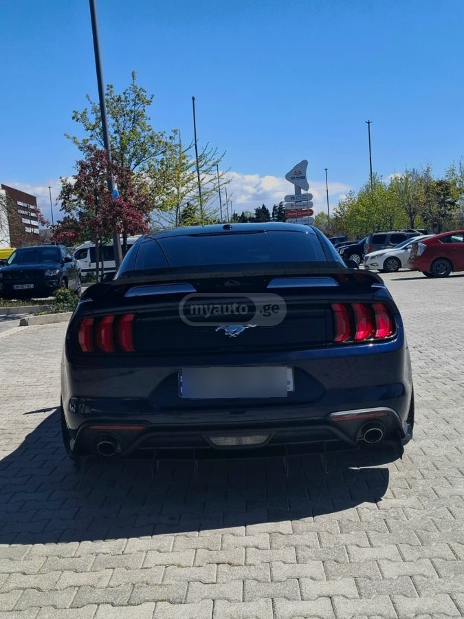 Ford Mustang - фото 6