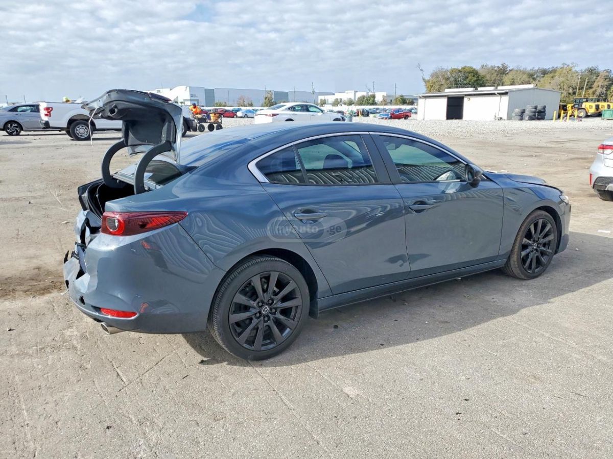 Mazda Mazda 3 2023 — миниатюра 3