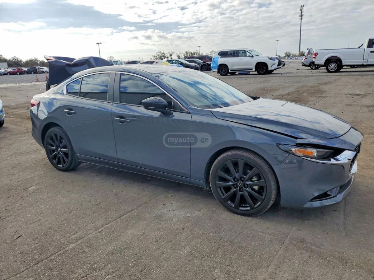 Mazda Mazda 3 2023 — миниатюра 4