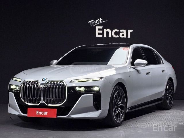 BMW 740 2023 — миниатюра 1