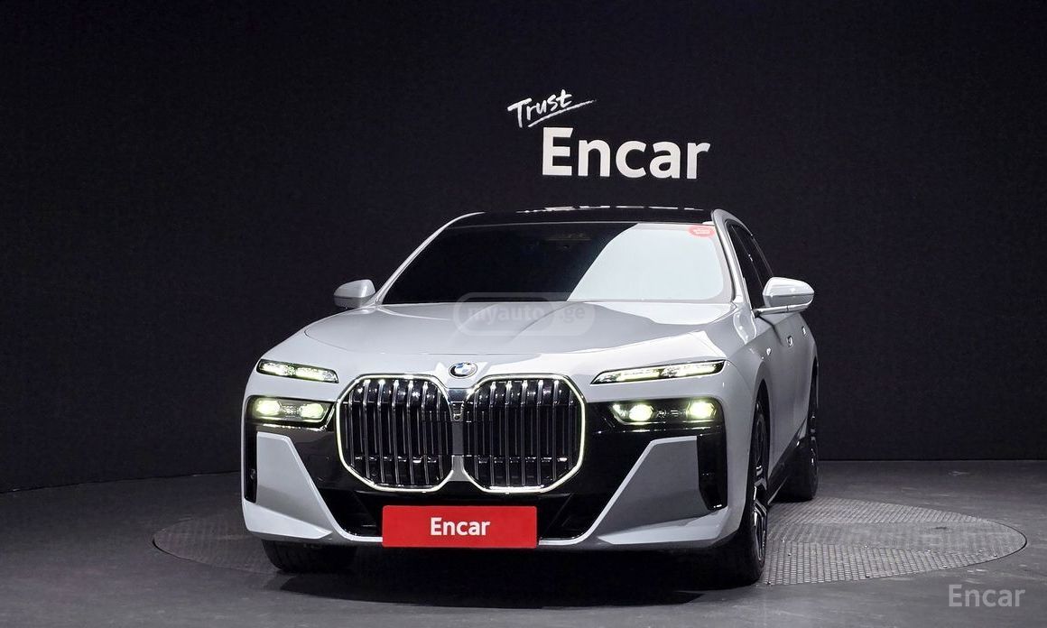 BMW 740 2023 — миниатюра 2