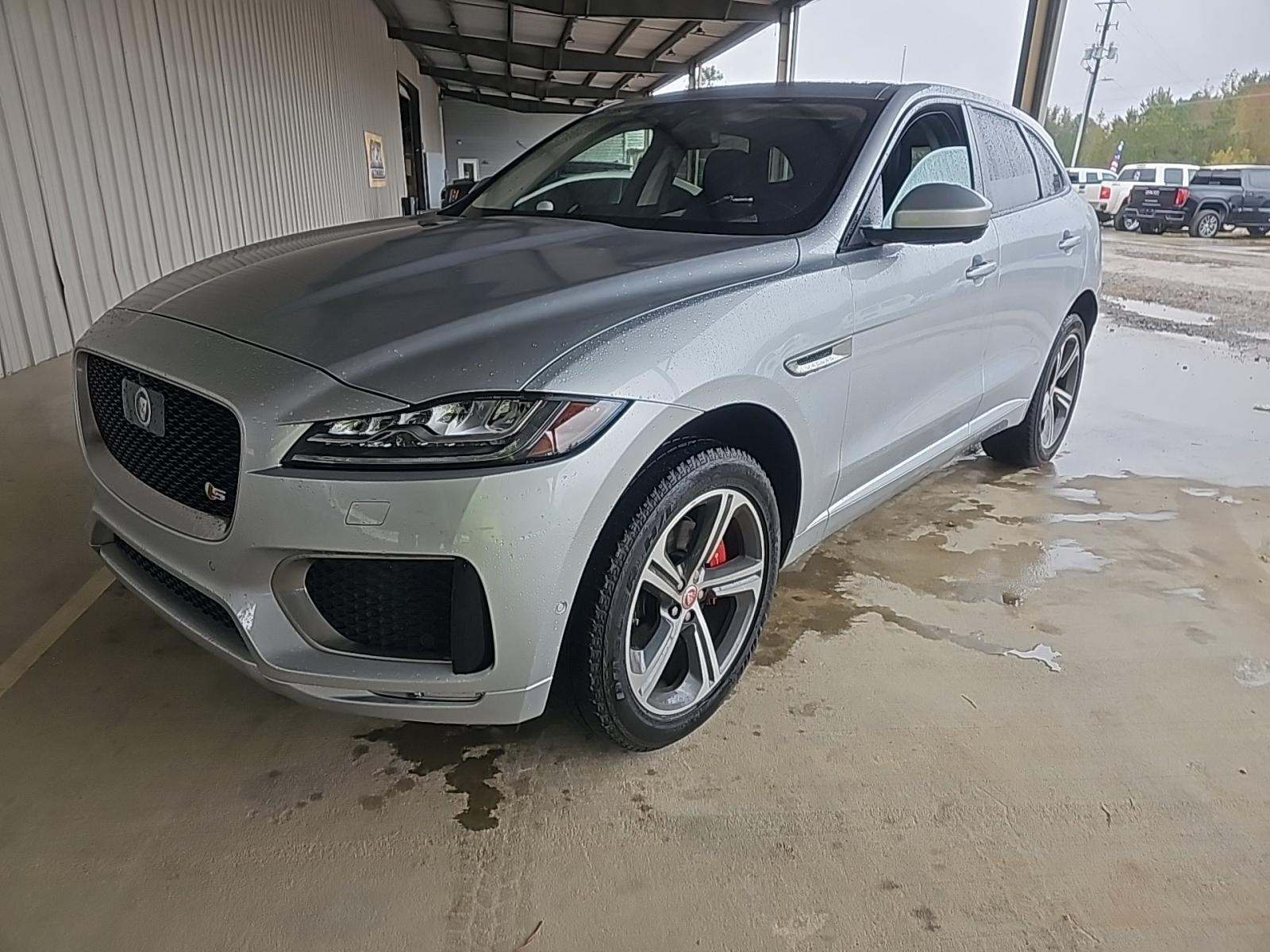 Jaguar F-pace
