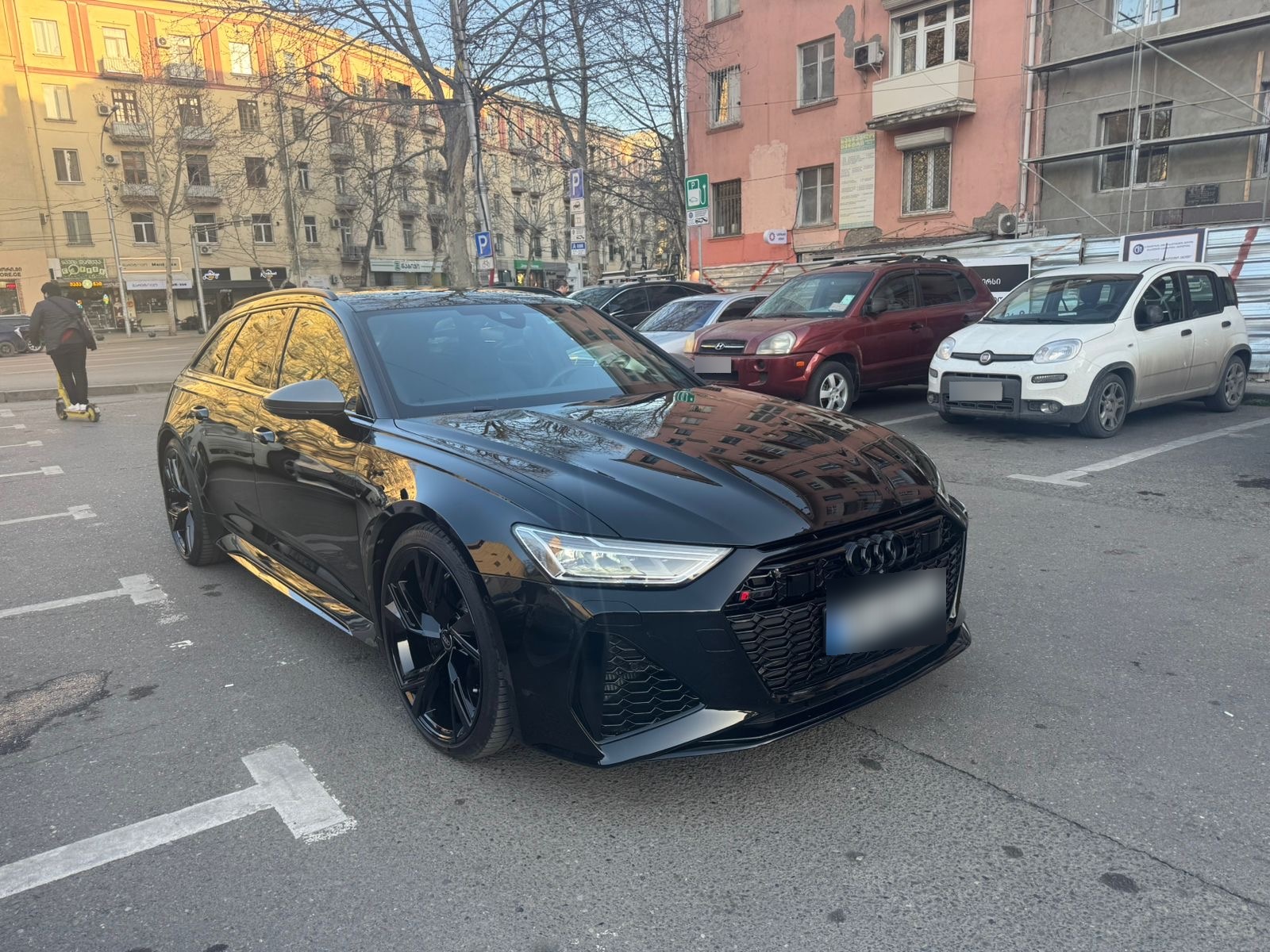 Audi RS6 - фото 1
