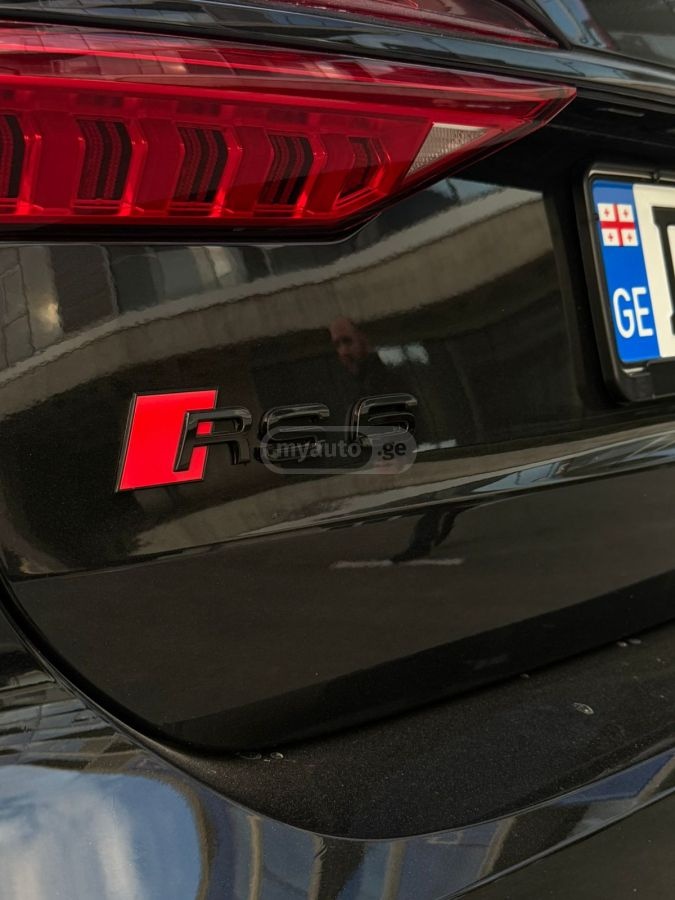 Audi RS6 - фото 14