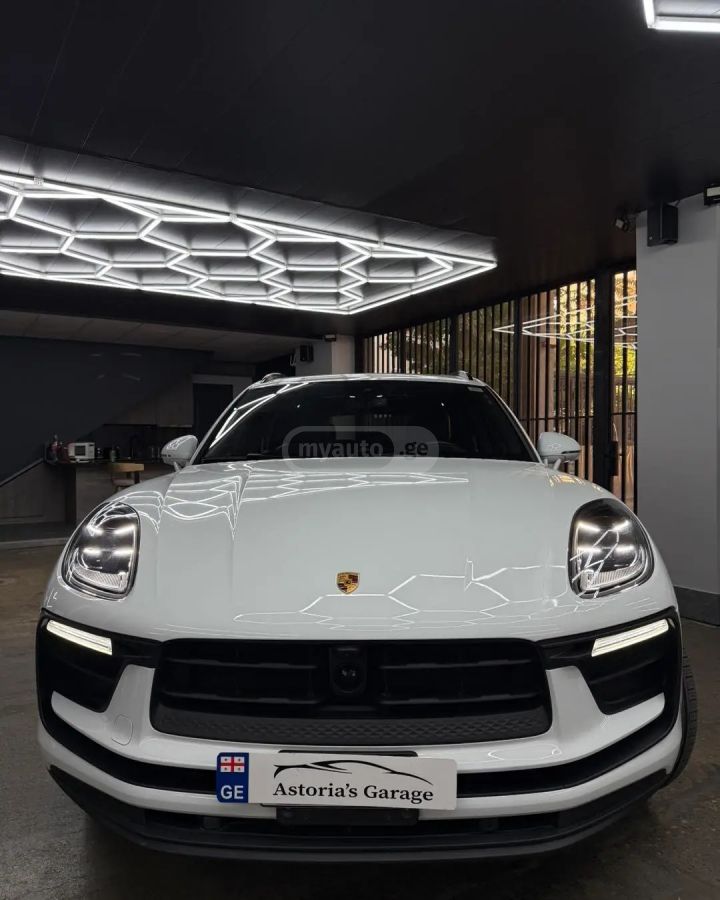 Porsche Macan - фото 1