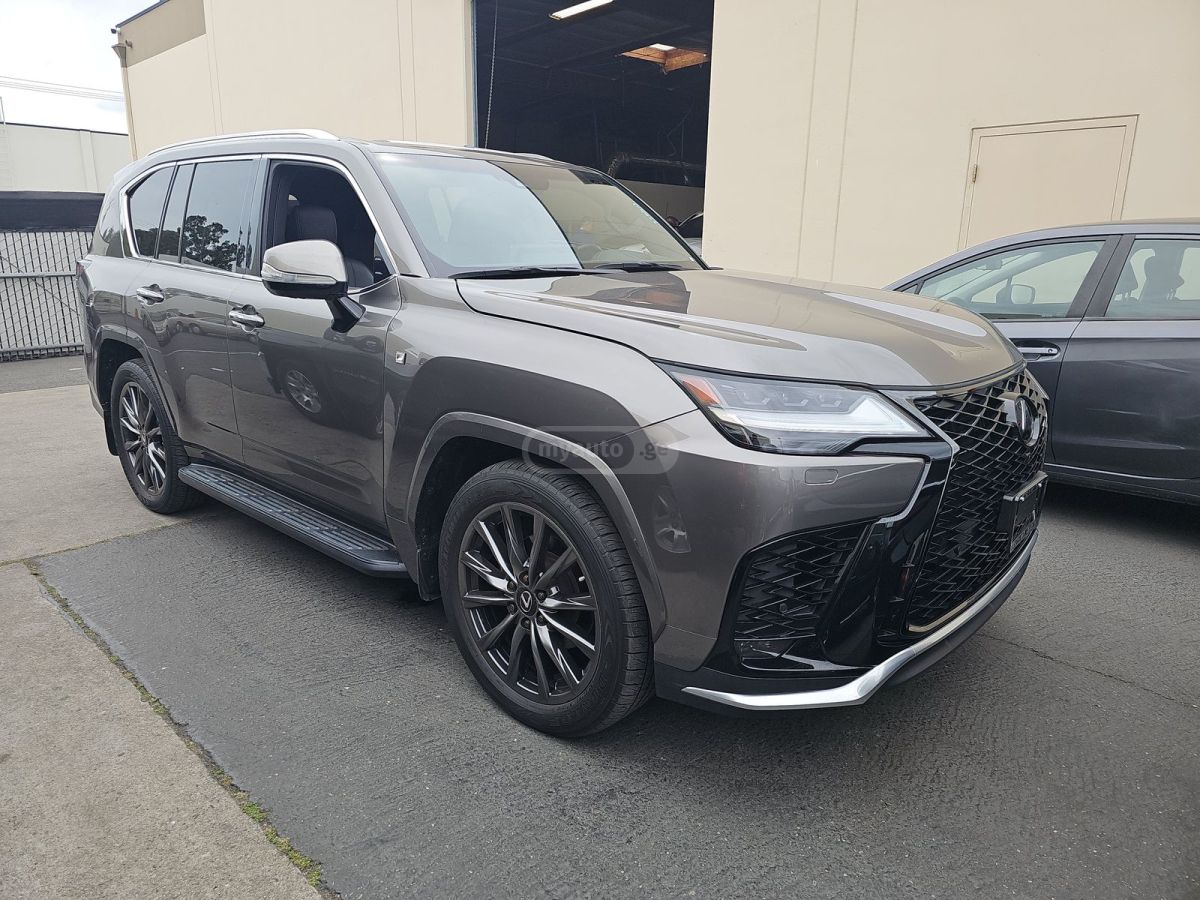 Lexus LX 600 F SPORT 4dr 4x4 Automatic 2023 — миниатюра 1