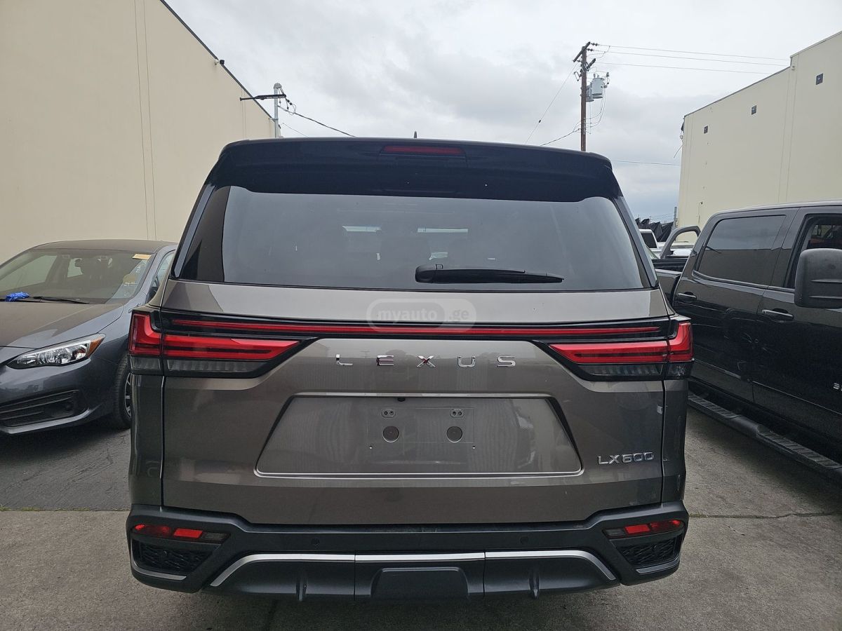 Lexus LX 600 F SPORT 4dr 4x4 Automatic 2023 — миниатюра 4