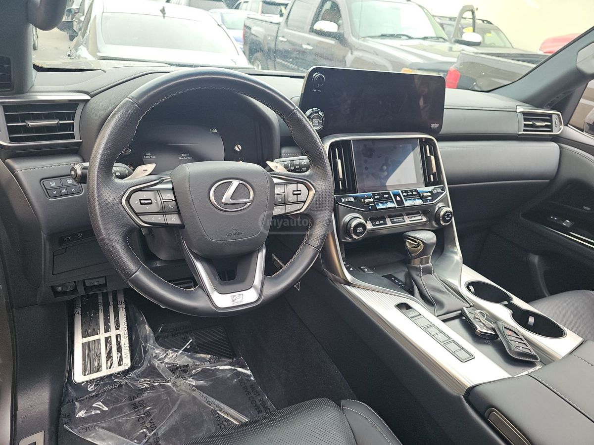 Lexus LX 600 F SPORT 4dr 4x4 Automatic 2023 — миниатюра 7