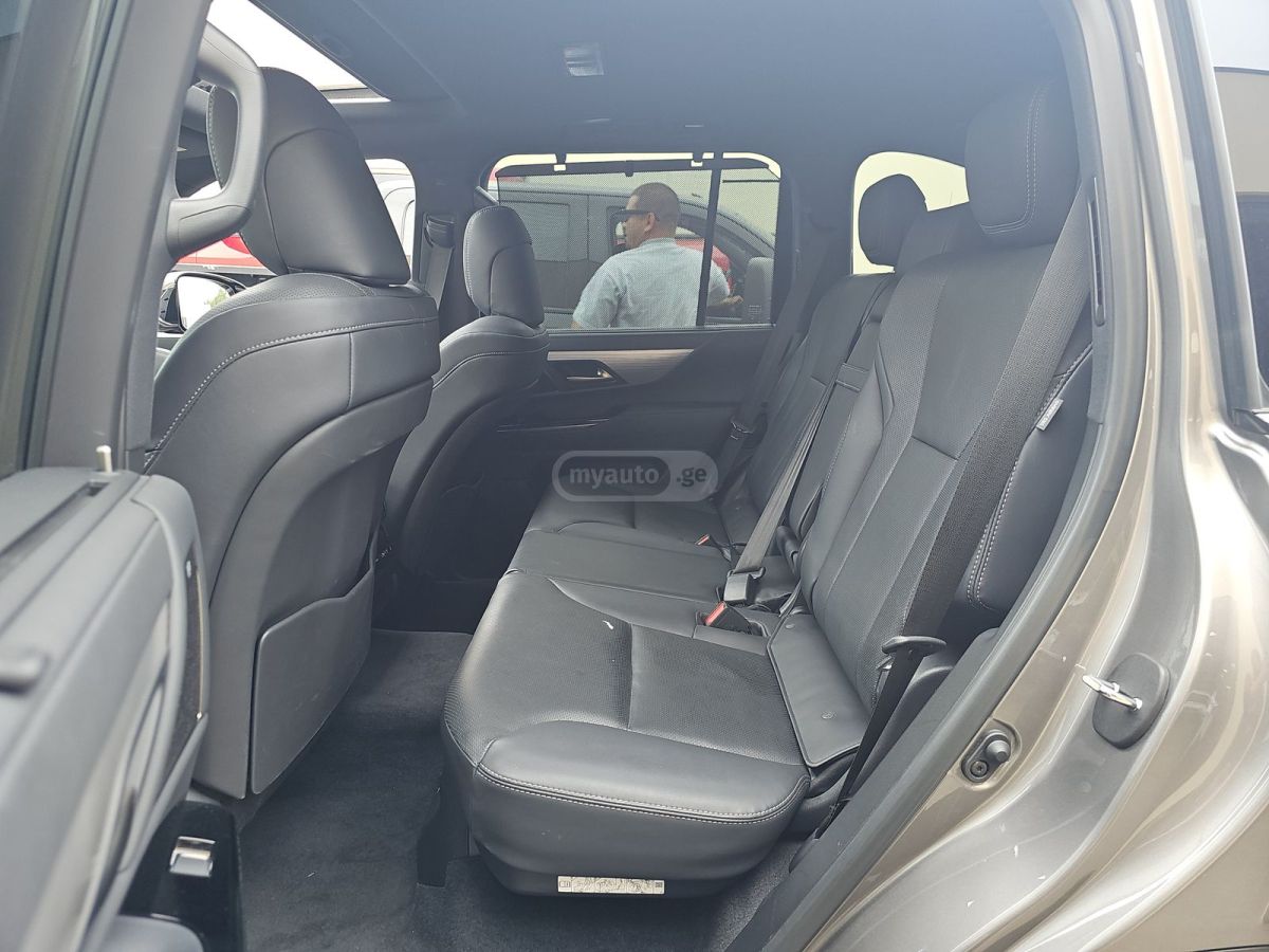 Lexus LX 600 F SPORT 4dr 4x4 Automatic 2023 — миниатюра 8