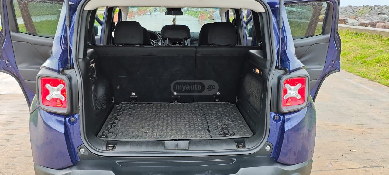 Jeep Renegade - фото 9