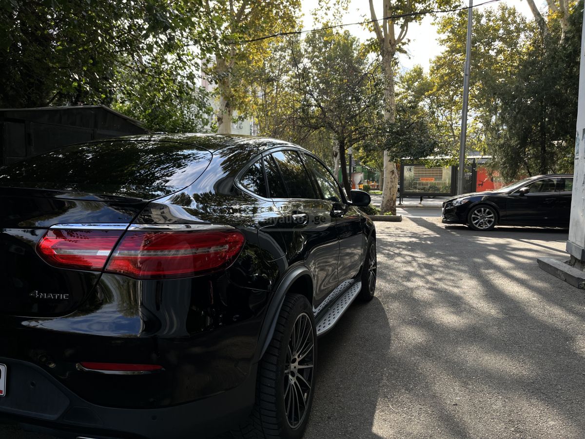 Mercedes-Benz GLC 300 Coupe - фото 12