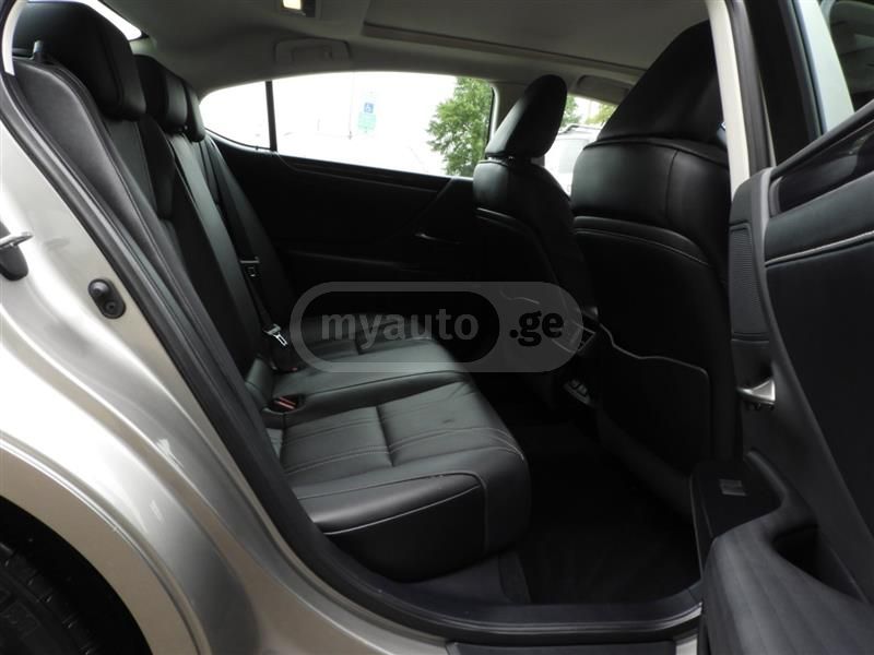 Lexus hybrid — миниатюра 11