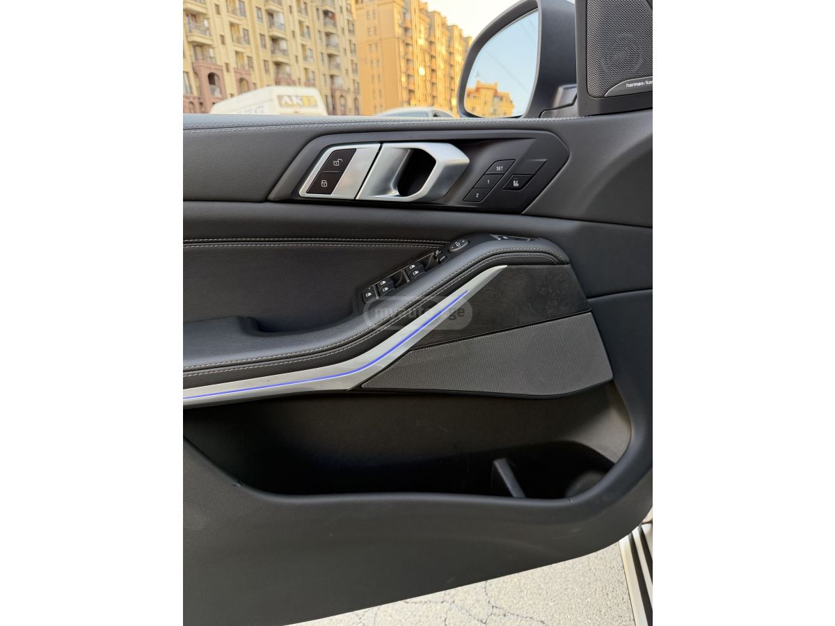 BMW X5 - фото 14