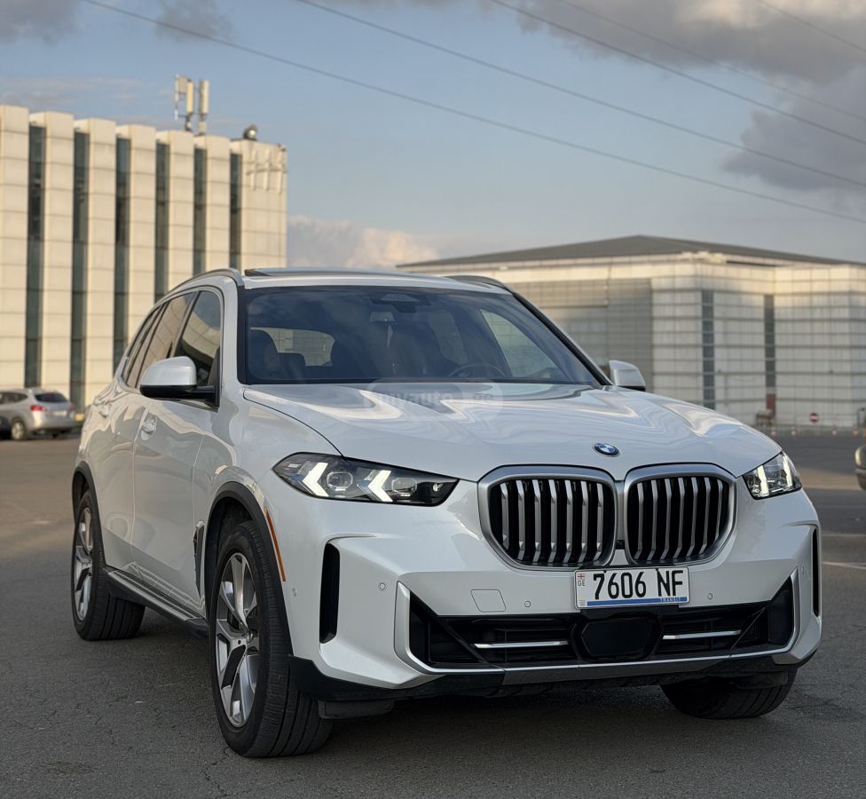 BMW X5 - фото 2